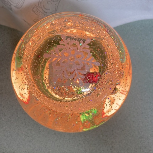 NIB seasons of cannon falls lighted water globe with Santa & reindeer - Picture 3 of 8